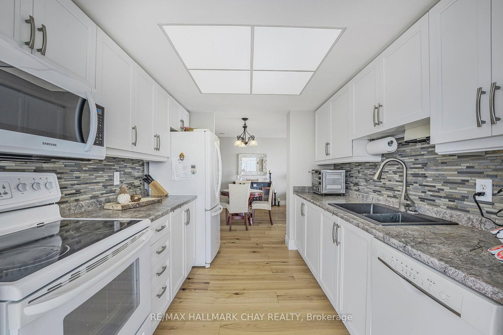 Condo for sale at 610-65 Ellen Street, Barrie, Ontario, L4N 3A5 - Lakeshore - MLS: S12745080