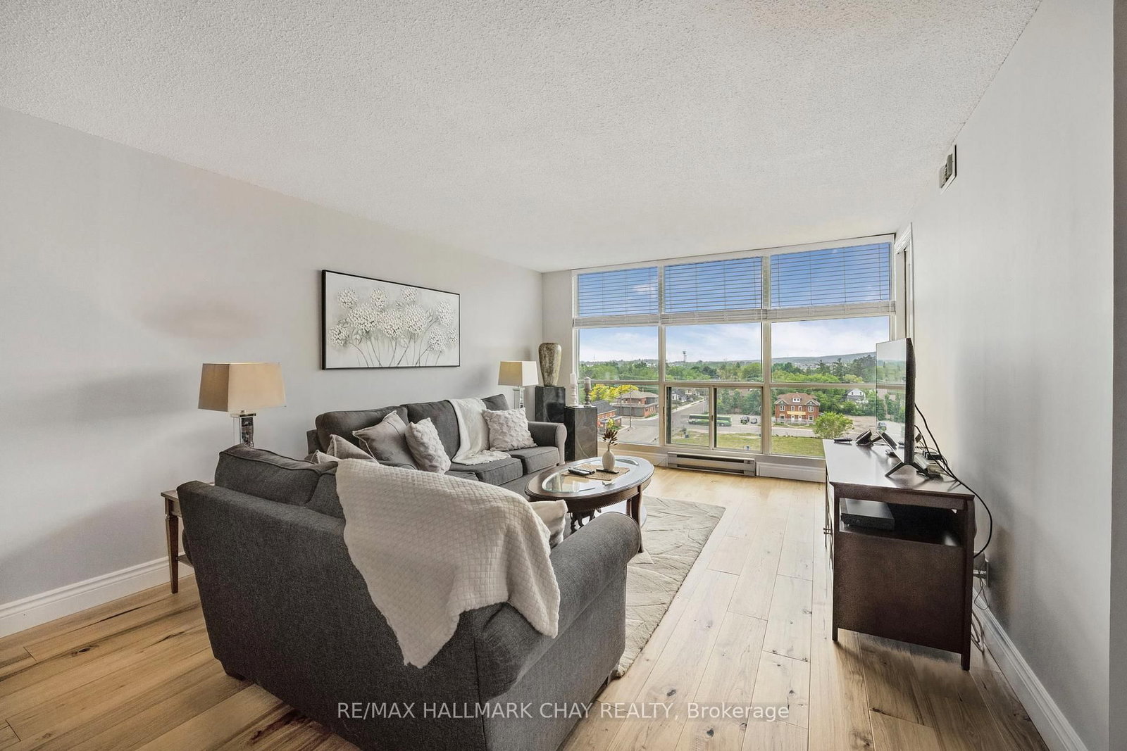 Condo for sale at 610-65 Ellen Street, Barrie, Ontario, L4N 3A5 - Lakeshore - MLS: S12745080