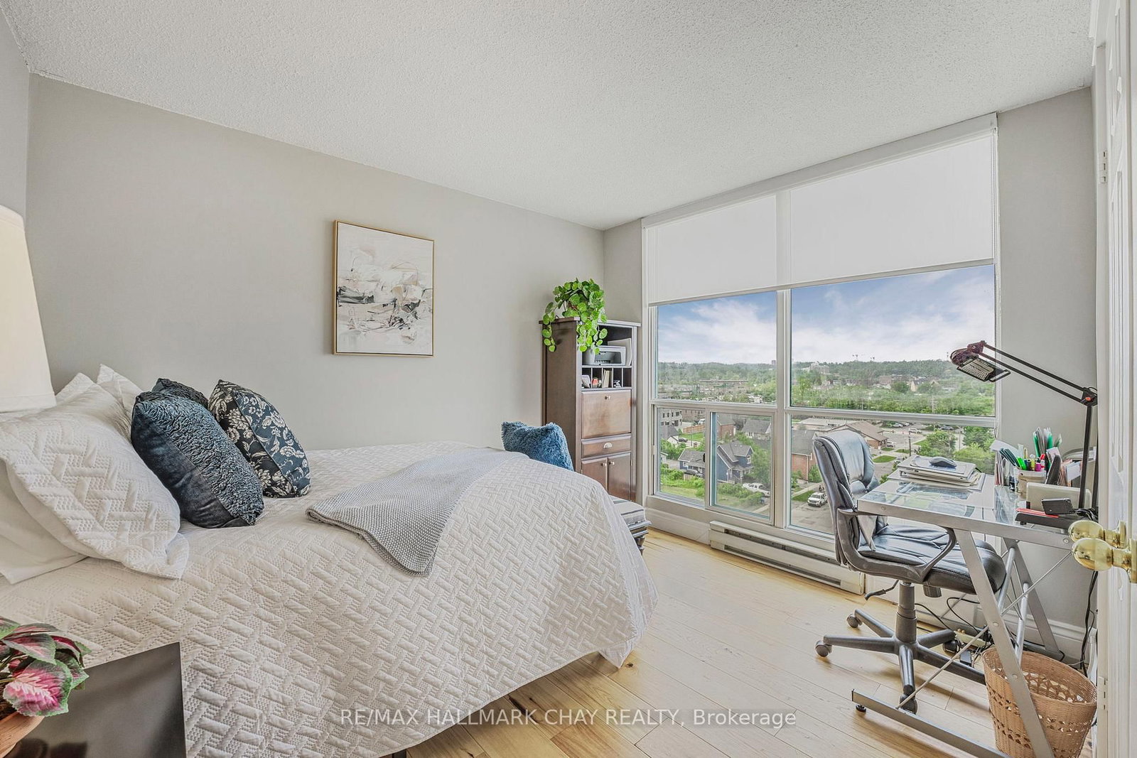 Condo for sale at 610-65 Ellen Street, Barrie, Ontario, L4N 3A5 - Lakeshore - MLS: S12745080