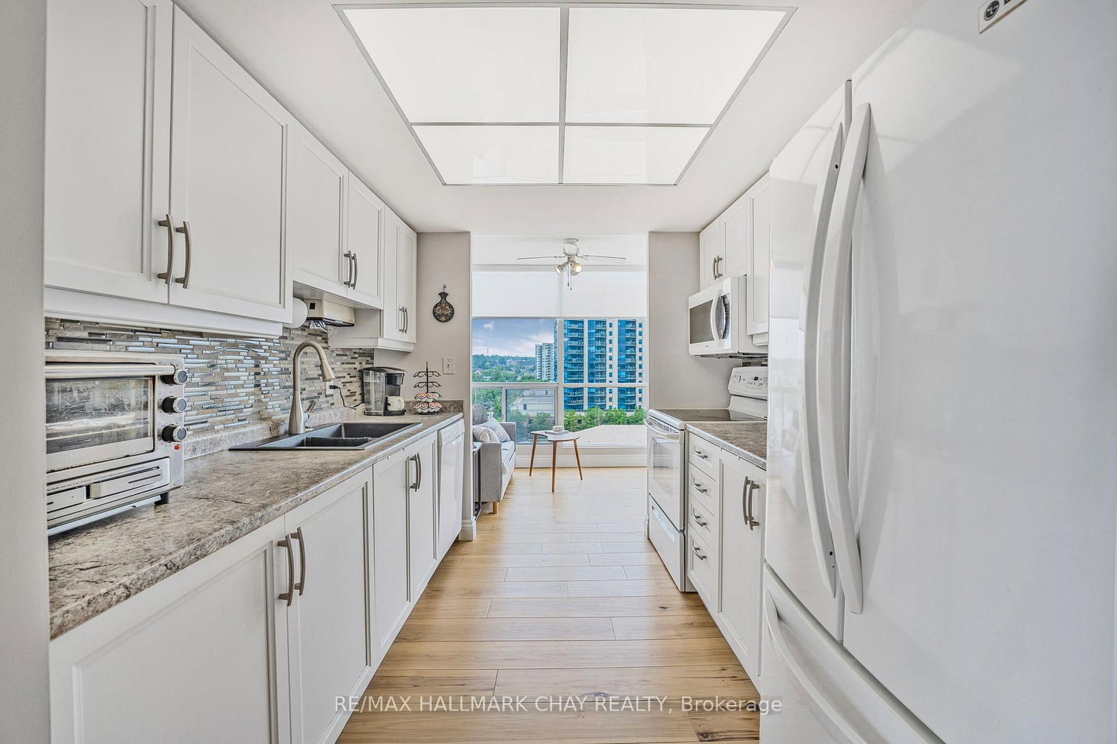 Condo for sale at 610-65 Ellen Street, Barrie, Ontario, L4N 3A5 - Lakeshore - MLS: S12745080