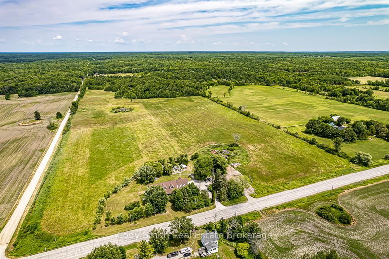 2059 Upper Big Chute Rd, Severn, L0K 1E0 | Image 2