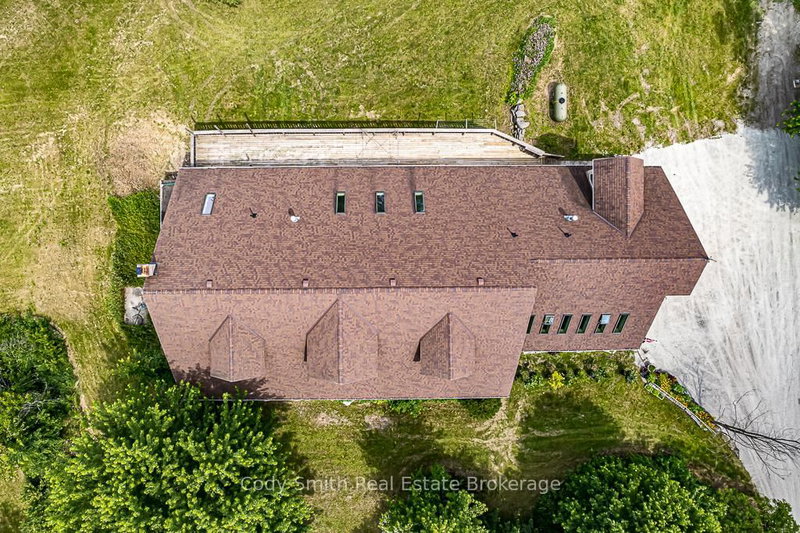 2059 Upper Big Chute Rd, Severn, L0K 1E0 | Image 3