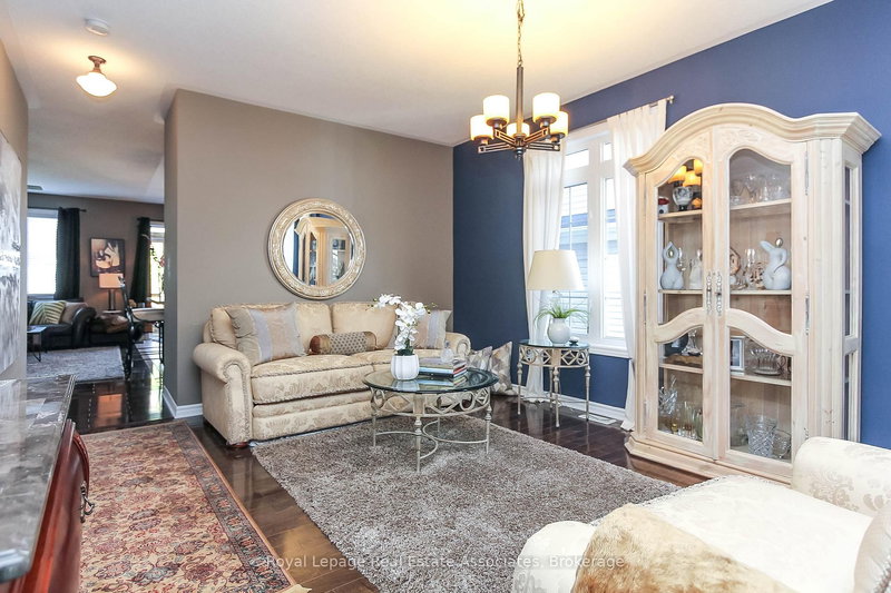 Upper - 139 White Sands Way, Wasaga Beach, L9Z 0E3 | Image 3