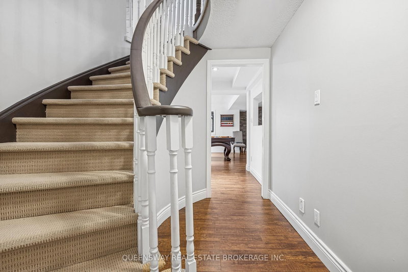69 CITYVIEW Circ, Barrie, L4N 7V1 | Image 3
