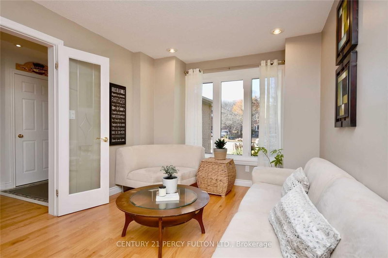 upper - 251 Livingstone St W, Barrie, L4N 6Z4 | Image 3