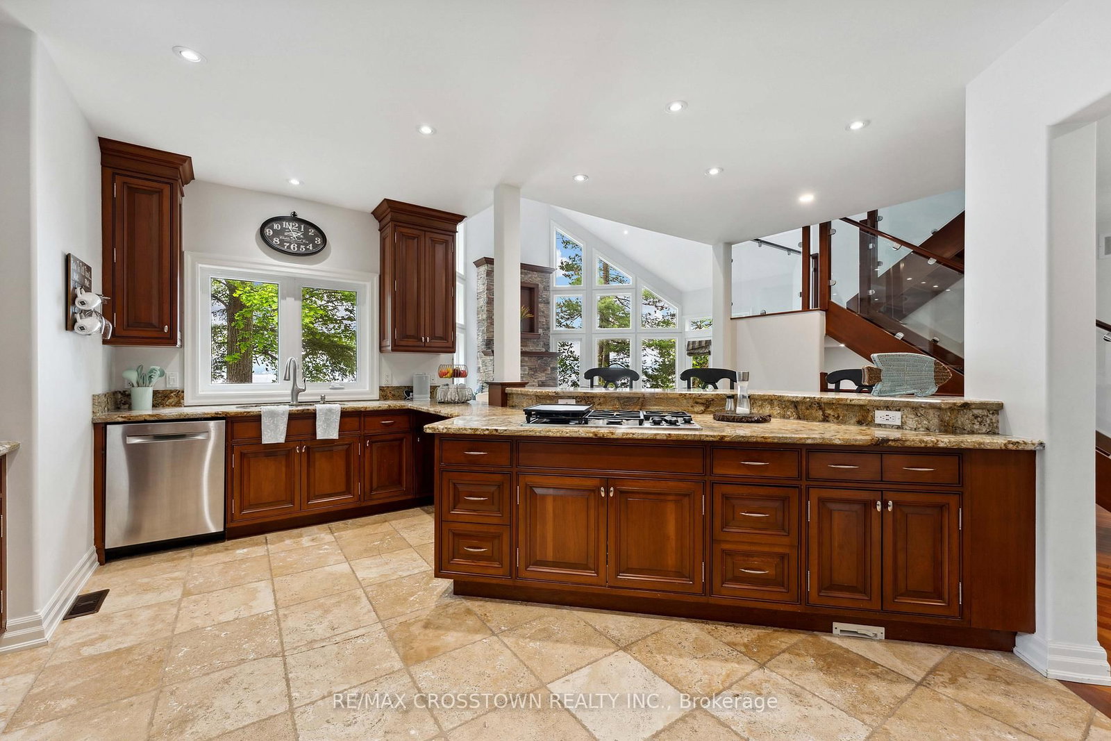2240 South Orr Lake Road • Springwater, ON photo 12