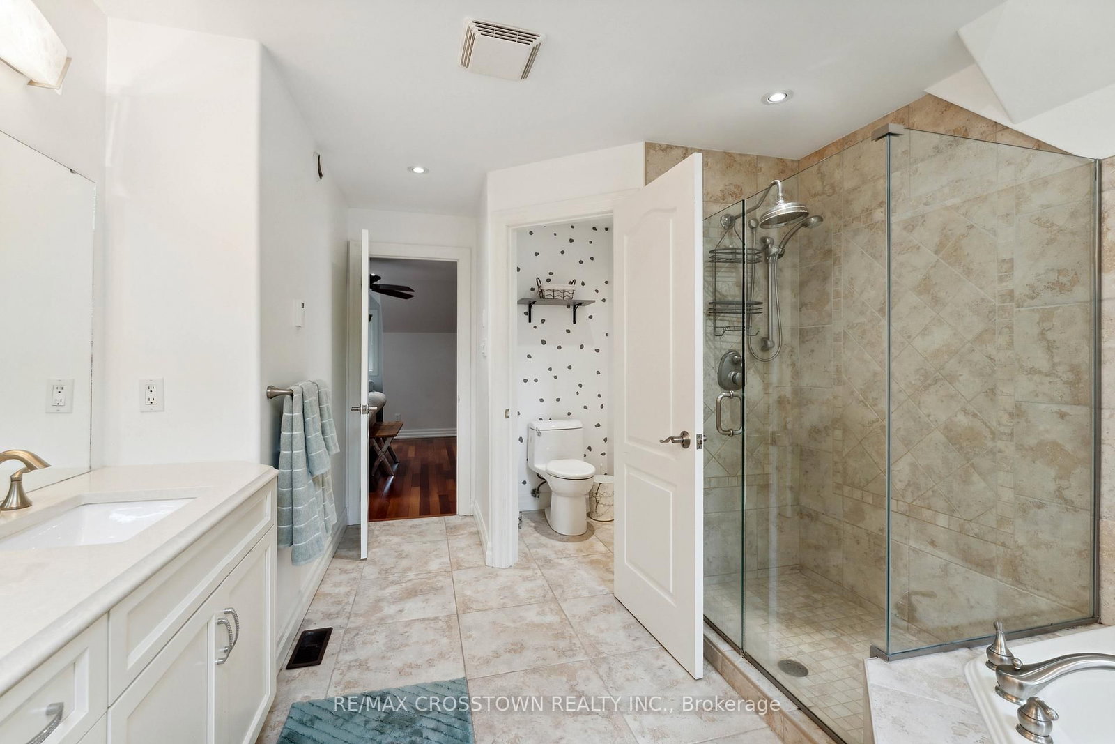 2240 South Orr Lake Road • Springwater, ON photo 26