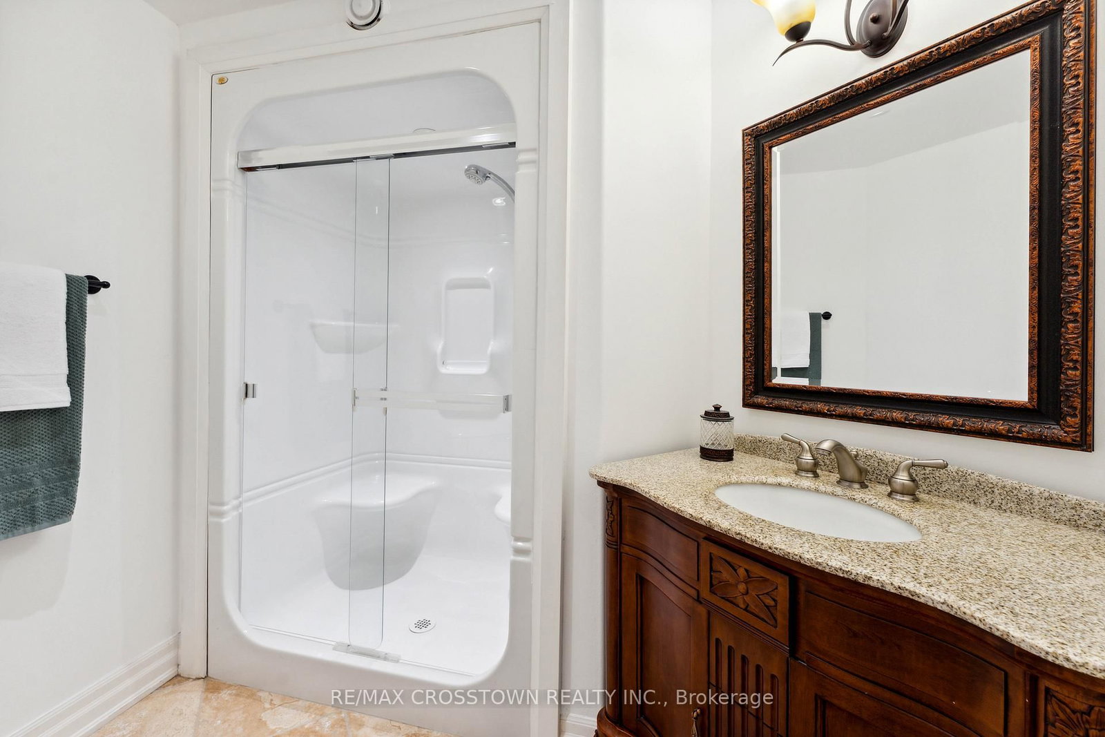 2240 South Orr Lake Road • Springwater, ON photo 39