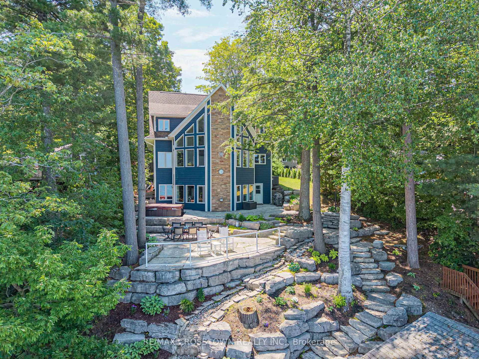 2240 South Orr Lake Road • Springwater, ON photo 40