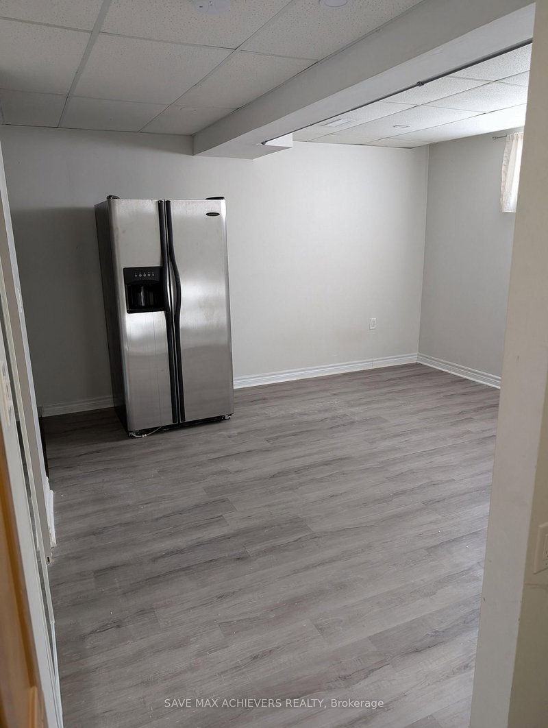 3 - 369 Georgian Dr, Barrie, L4M 7A2 | Image 2