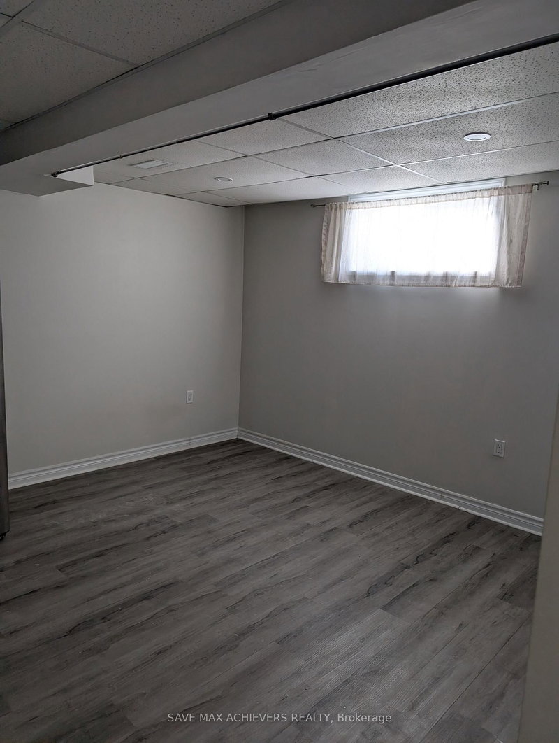 3 - 369 Georgian Dr, Barrie, L4M 7A2 | Image 3