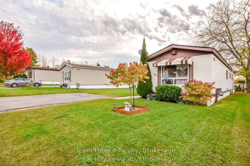 48 Northland Dr, Midland, L4R 5B5 | Image 2