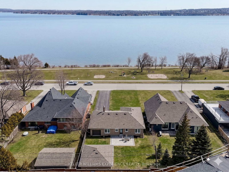 68 Kempenfelt Dr, Barrie, L4M 1C1 | Image 2