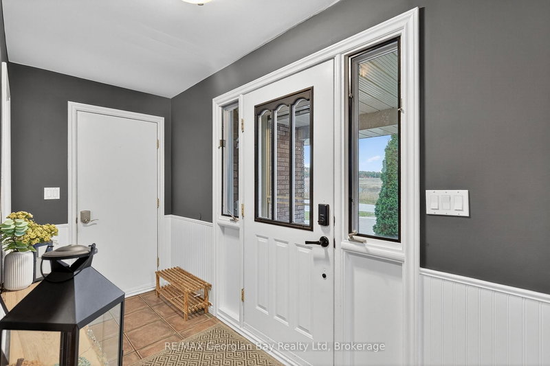 93 Edward St, Penetanguishene, L9M 1J3 | Image 3