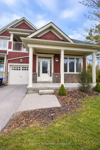 11 Savannah Crescent