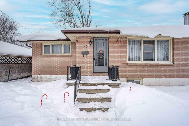 55 Davidson St, Barrie, L4M 3S1 | Image 2