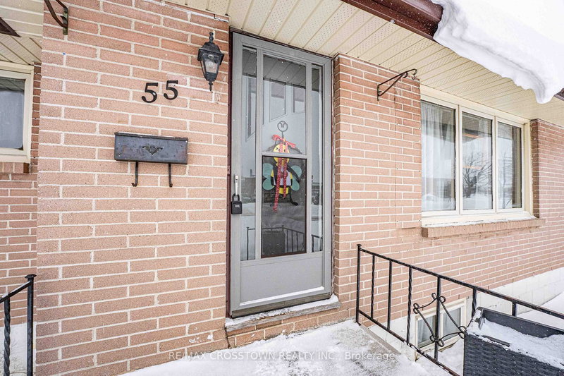 55 Davidson St, Barrie, L4M 3S1 | Image 3