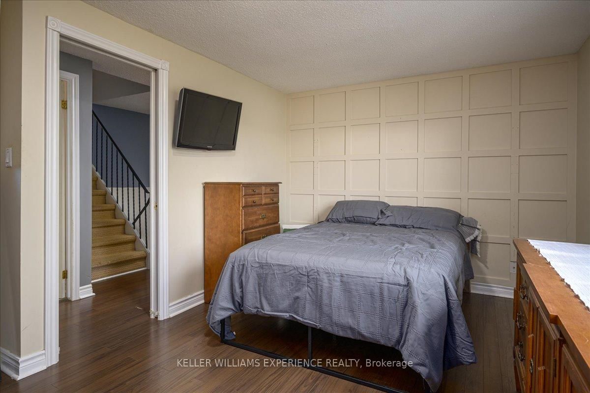 Townhouse for sale at 8-237 Steel Street, Barrie, Ontario, L4M 2H1 - Codrington - MLS: S12760164