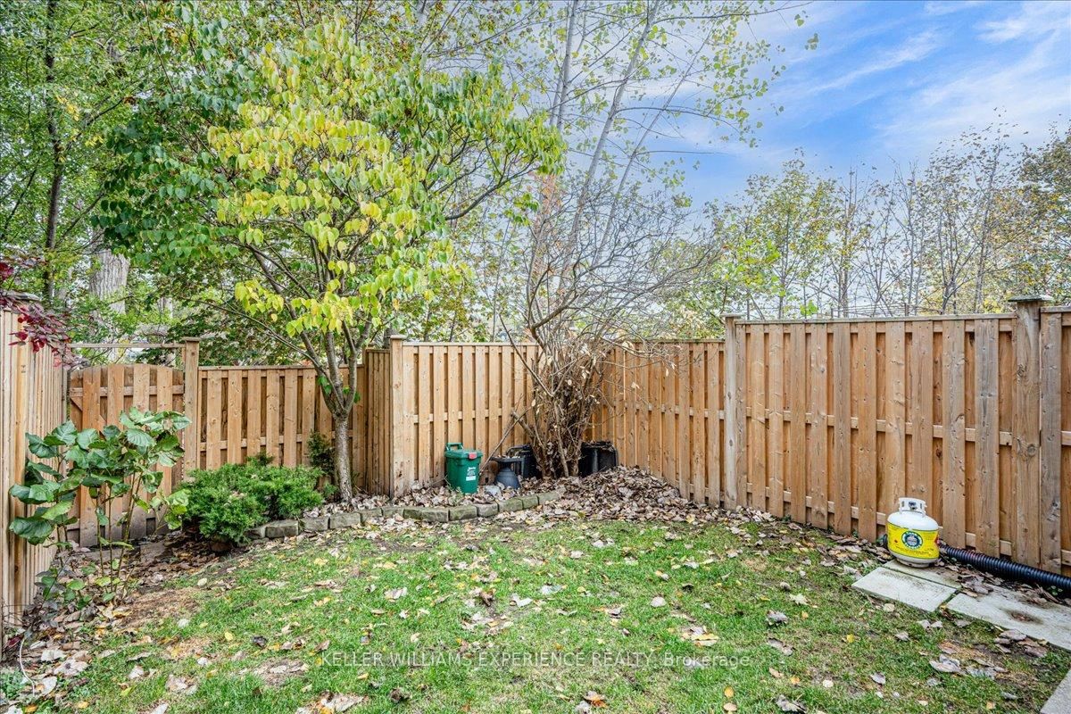 Townhouse for sale at 8-237 Steel Street, Barrie, Ontario, L4M 2H1 - Codrington - MLS: S12760164