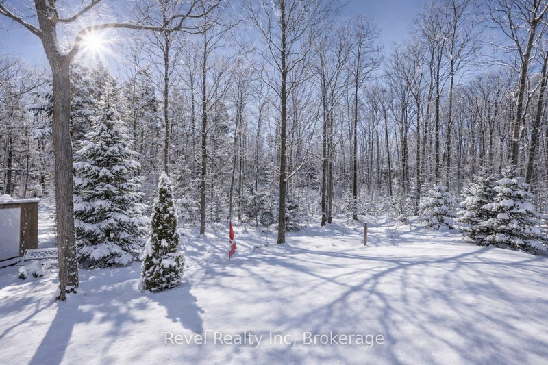 89 TROUT Lane, Tiny, L9M 0J1 | Image 2
