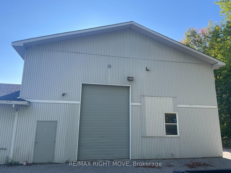 9+9A - 4337 Burnside Line, Severn, L3V 6H4 | Image 2