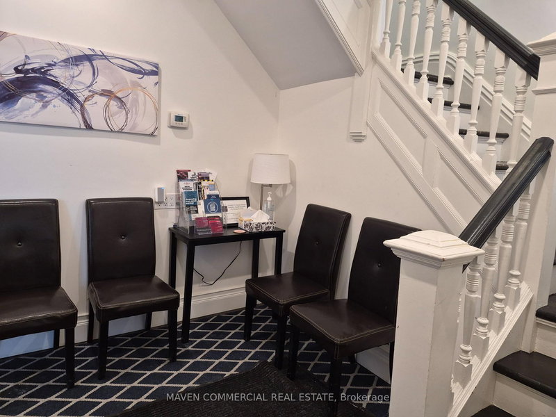 28 Ross St, Barrie, L4N 1E9 | Image 3