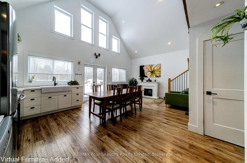 40 Braeside St, Collingwood, L9Y 0X2 | Image 2