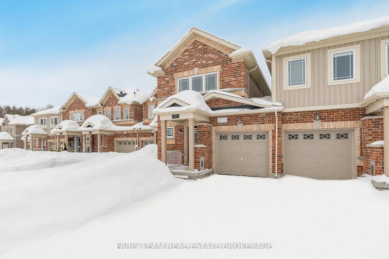 19 Frank's Way, Barrie, L4N 3J1 | Image 2