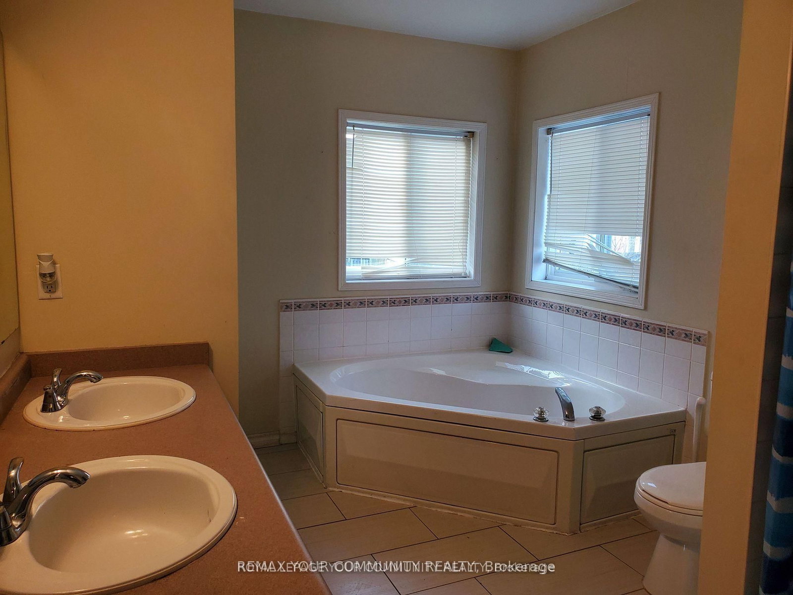 Detached House for sale at 156 Loon Avenue, Barrie, Ontario, L4N 8X2 - Painswick South - MLS: S12769146