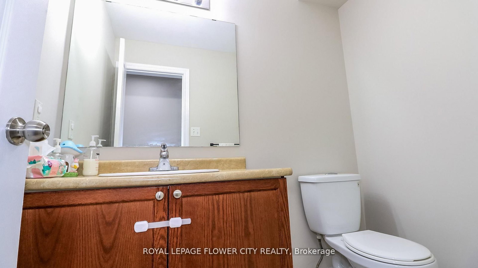 Townhouse for sale at 72-54 Southwoods Crescent, Barrie, Ontario, L4N 9P8 - Holly - MLS: S12770072