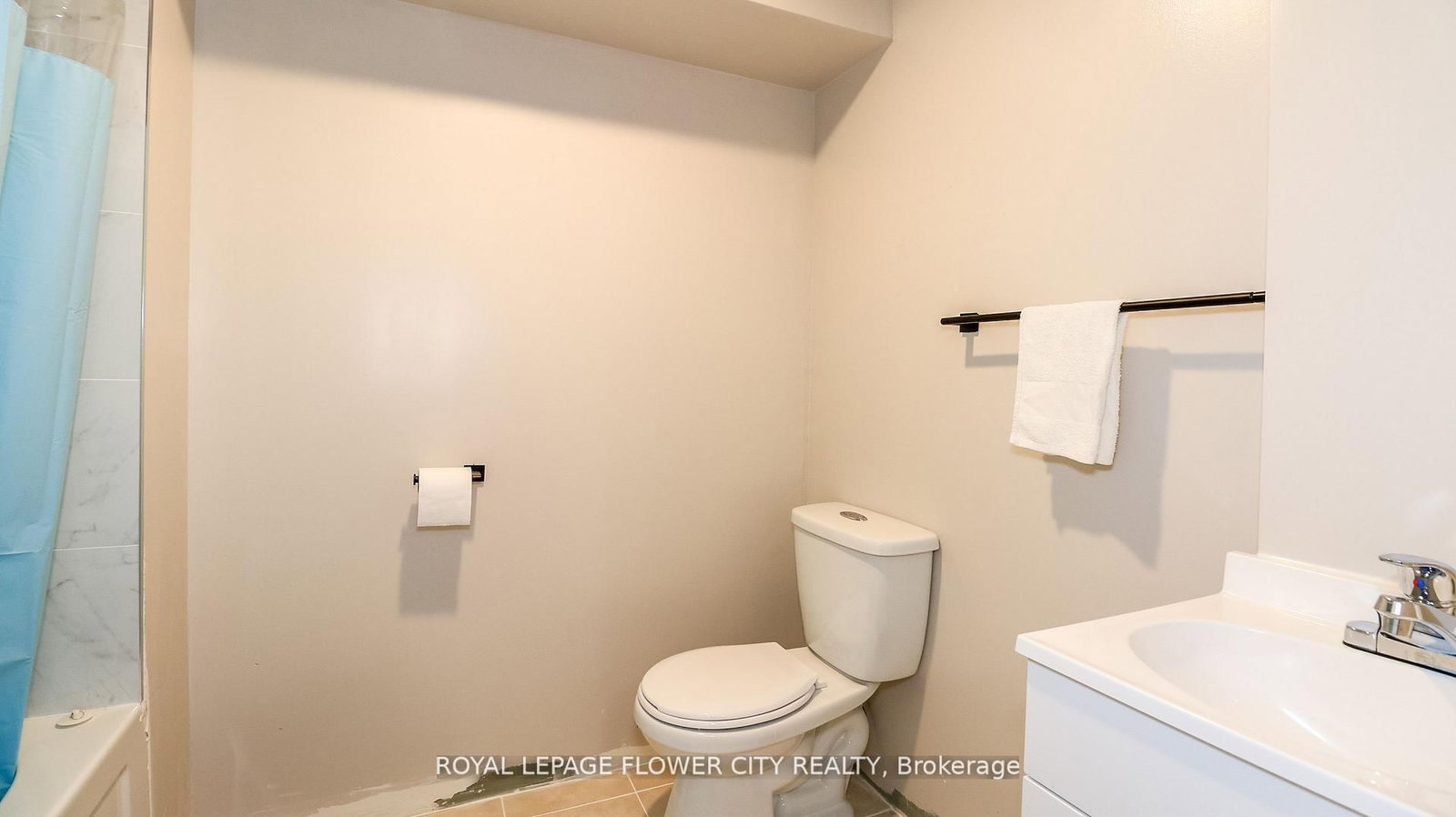 Townhouse for sale at 72-54 Southwoods Crescent, Barrie, Ontario, L4N 9P8 - Holly - MLS: S12770072