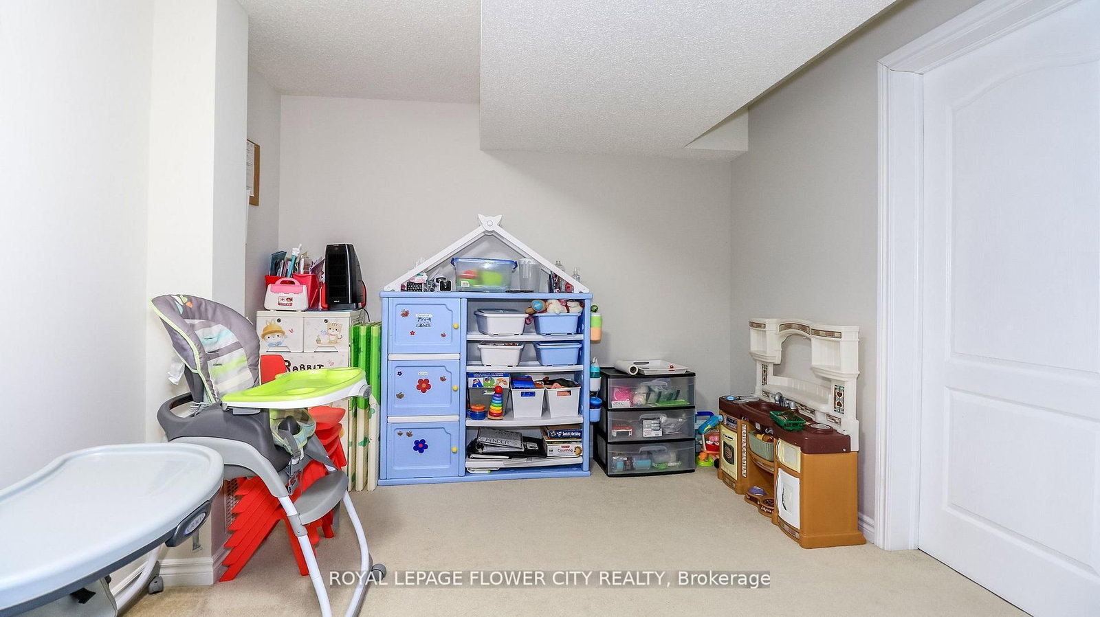 Townhouse for sale at 72-54 Southwoods Crescent, Barrie, Ontario, L4N 9P8 - Holly - MLS: S12770072