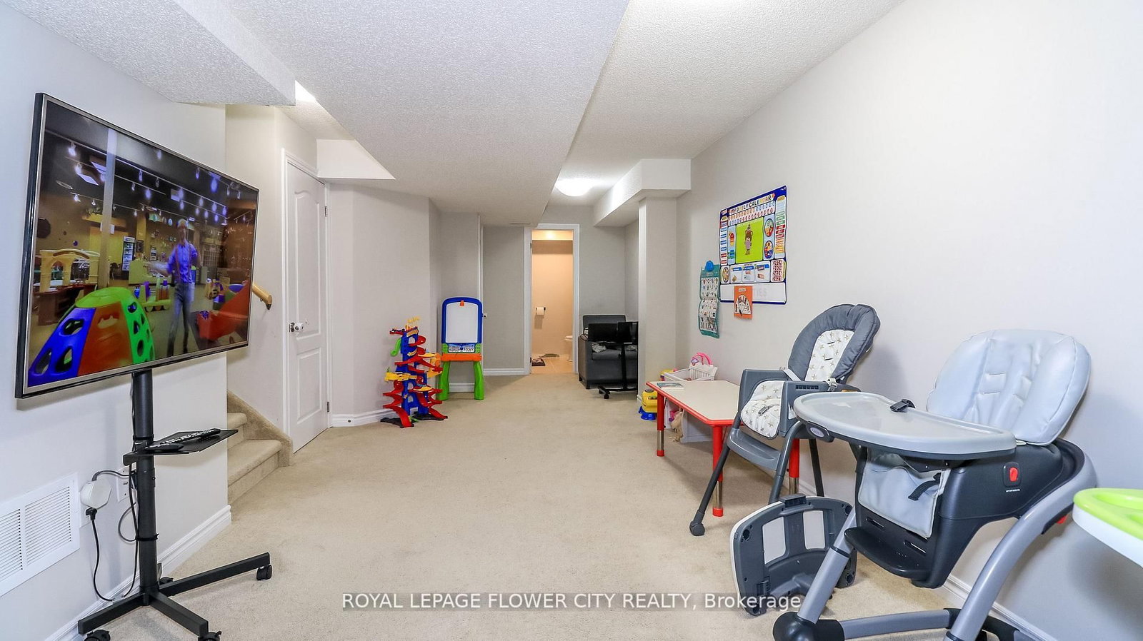 Townhouse for sale at 72-54 Southwoods Crescent, Barrie, Ontario, L4N 9P8 - Holly - MLS: S12770072