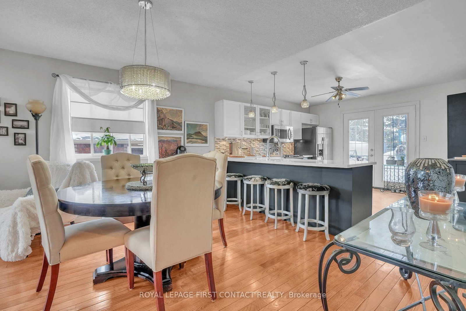 Detached House for sale at 28 Hewitt Place, Barrie, Ontario, L4M 7B3 - Georgian Drive - MLS: S12770876