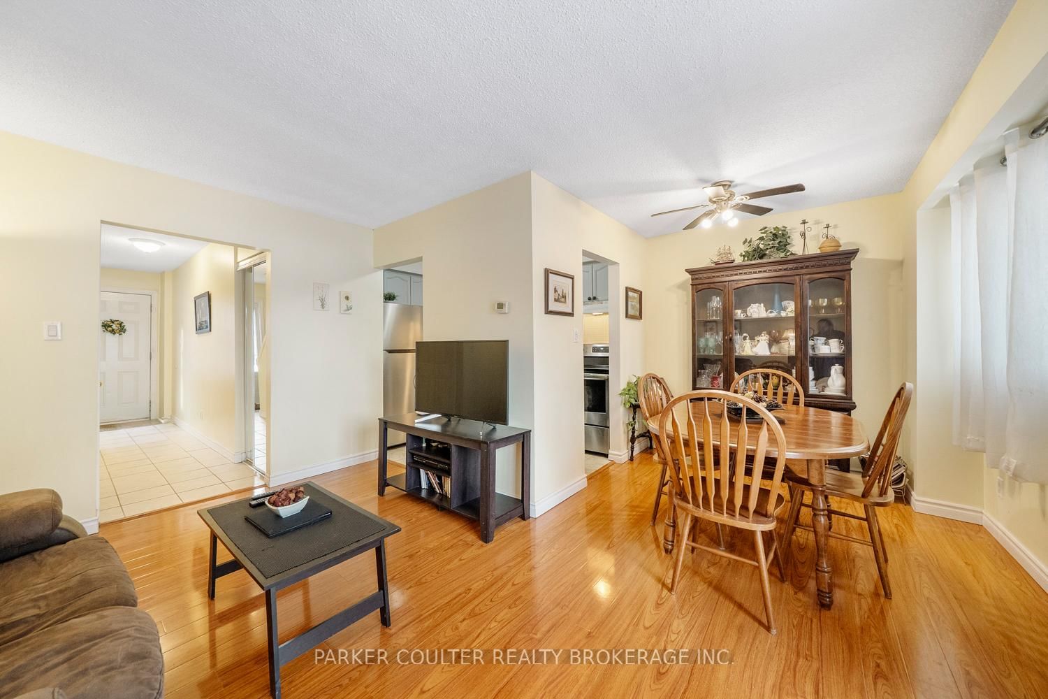 Townhouse for sale at 4-261 Rose Street, Barrie, Ontario, L4M 2V3 - Wellington - MLS: S12772472