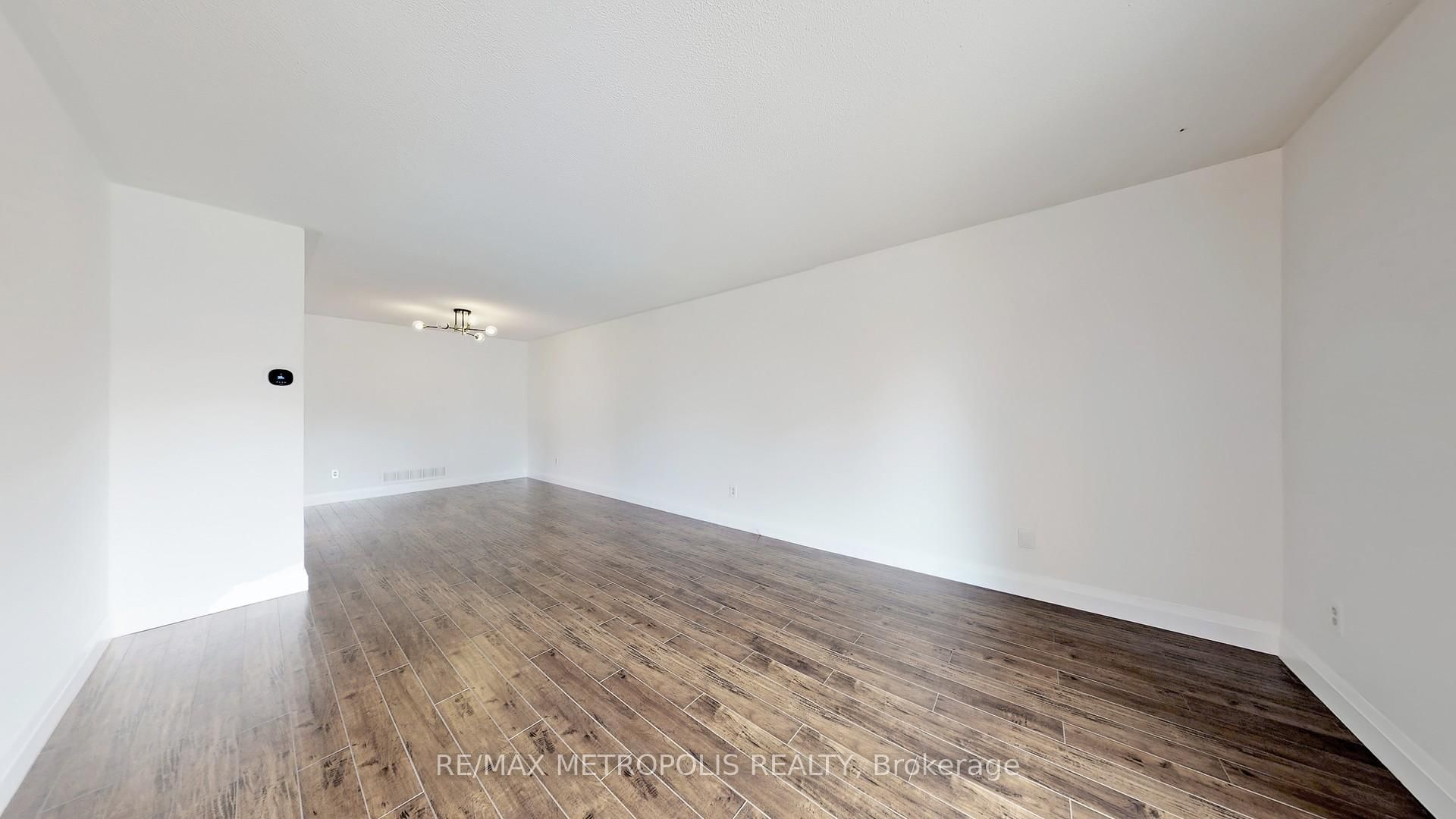 17 Porritt Street, Unit MAIN