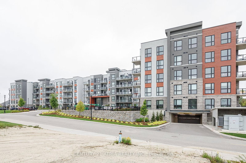 124 - 4 Kimberly Lane, Collingwood, L9Y 5T6 | Image 2
