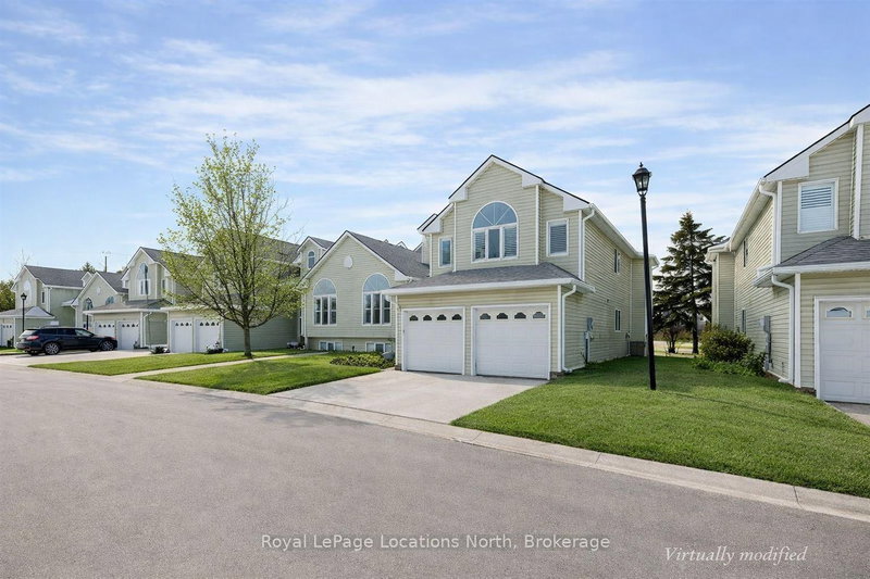 57 Barker Blvd, Collingwood, L9Y 4W4 | Image 2