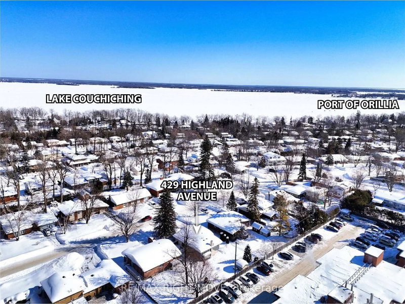 429 Highland Ave, Orillia, L3V 4E8 | Image 2