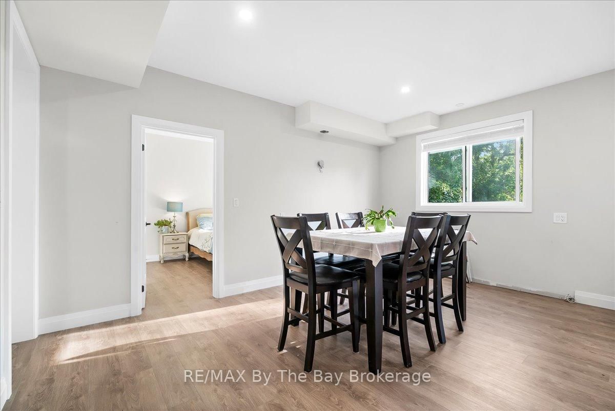 Detached House for sale at 146 Mary Street, Clearview, Ontario, L0M 1G0 - Creemore - MLS: S12778572