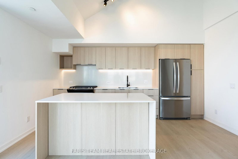 621 - 31 Huron St, Collingwood, L0G 1V0 | Image 3