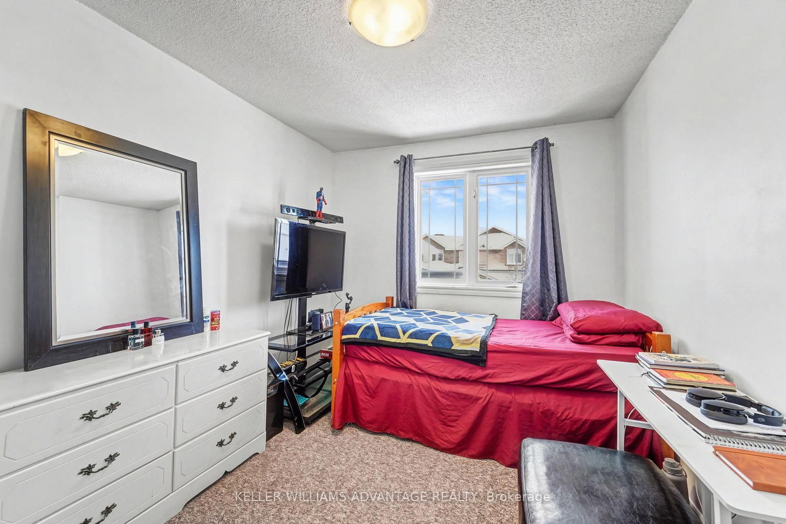 Townhouse for sale at 25-25 Southwoods Crescent, Barrie, Ontario, L4N 9P8 - Holly - MLS: S12781212