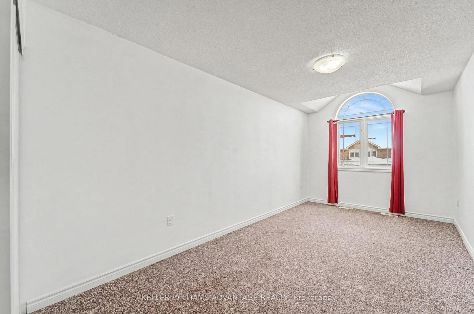 Townhouse for sale at 25-25 Southwoods Crescent, Barrie, Ontario, L4N 9P8 - Holly - MLS: S12781212