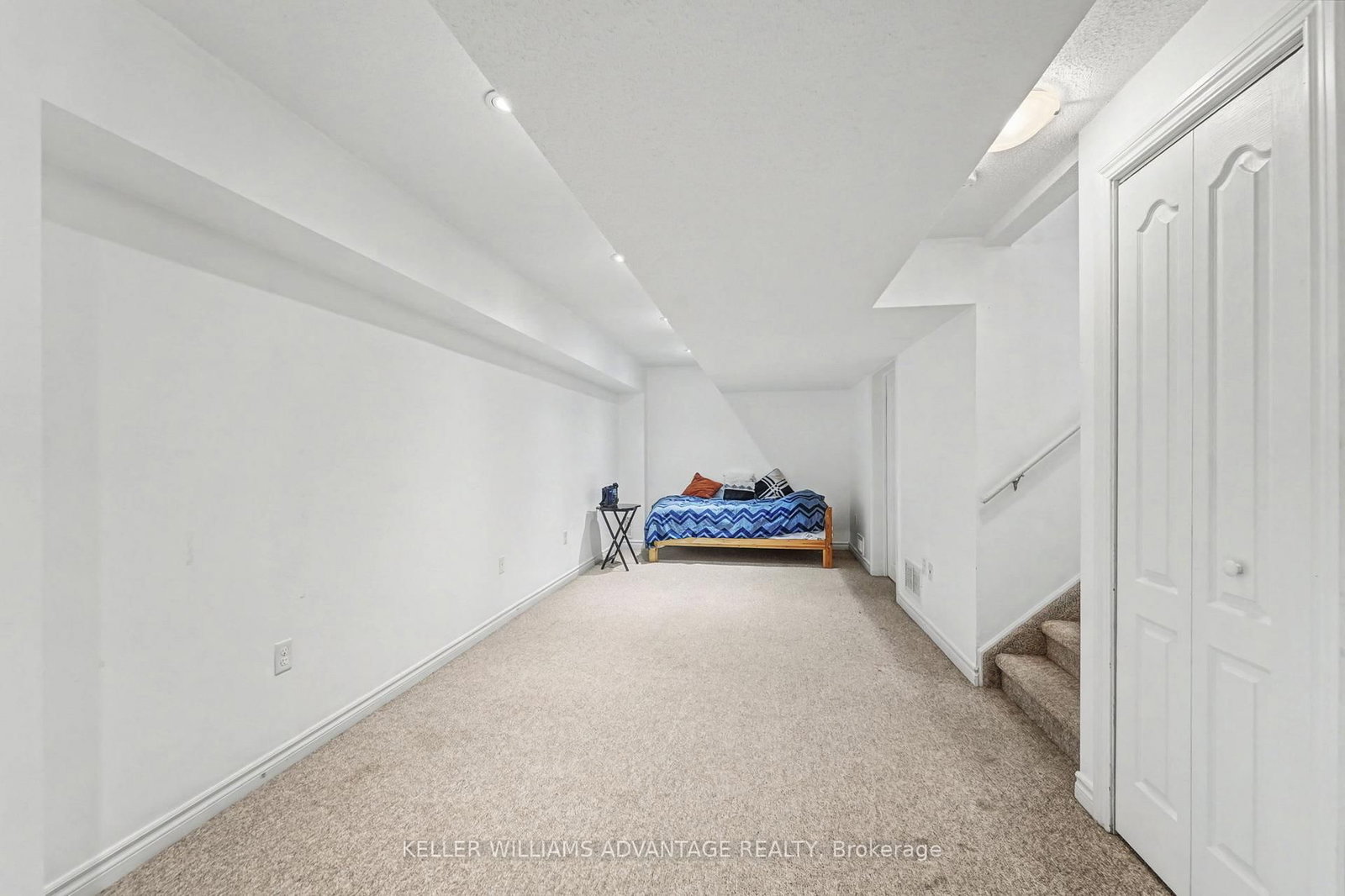 Townhouse for sale at 25-25 Southwoods Crescent, Barrie, Ontario, L4N 9P8 - Holly - MLS: S12781212