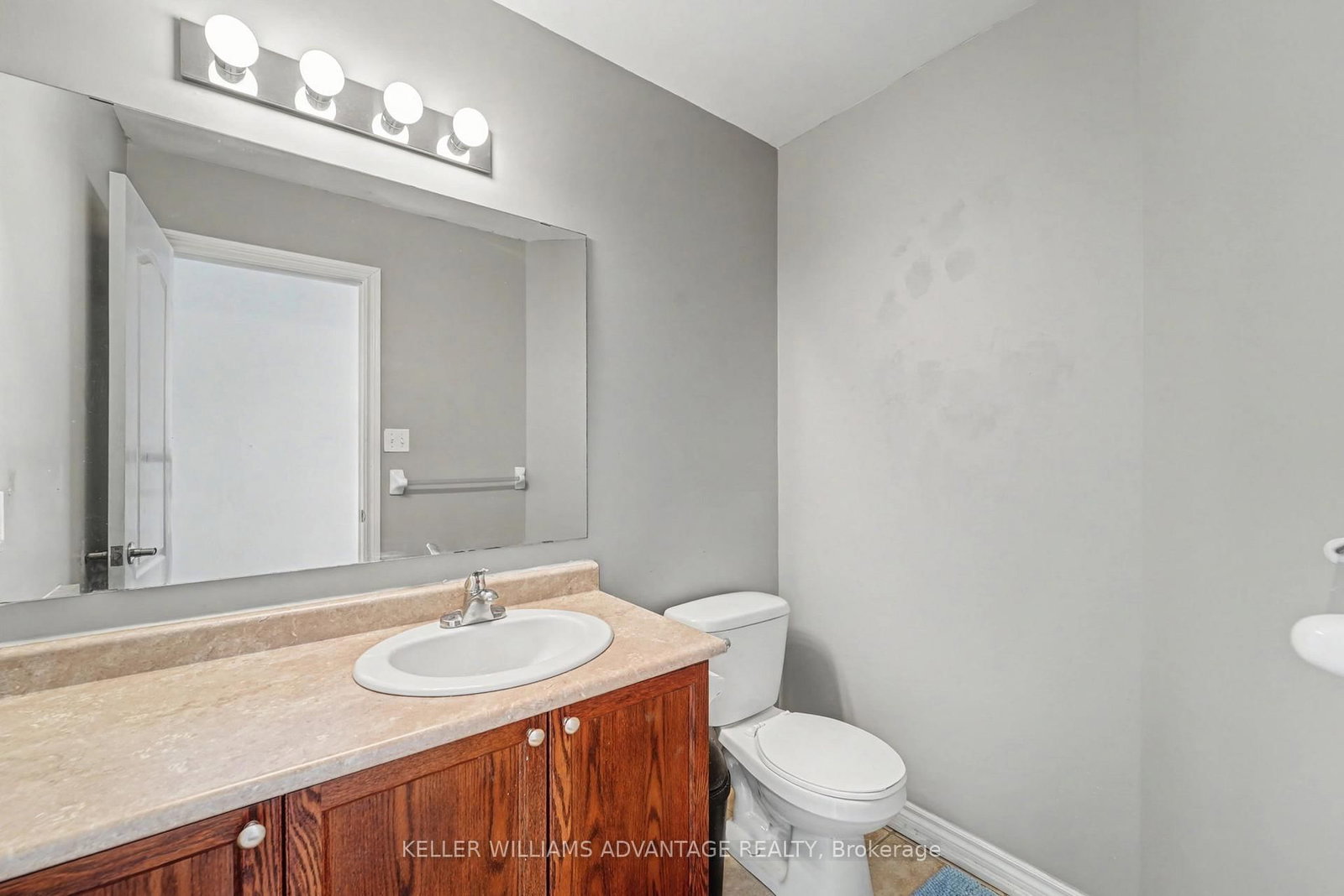 Townhouse for sale at 25-25 Southwoods Crescent, Barrie, Ontario, L4N 9P8 - Holly - MLS: S12781212