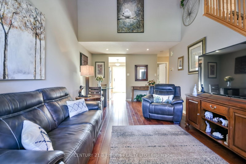 3 - 358 Little Ave, Barrie, L4N 2Z6 | Image 3