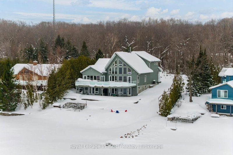 201 Sawlog Point Rd, Tiny, L9M 0B1 | Image 3