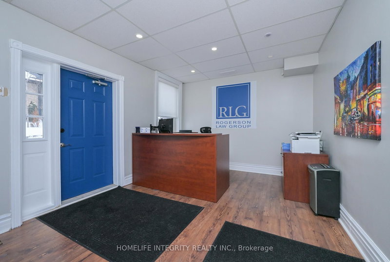 25 Berczy St, Barrie, L4M 3P6 | Image 3