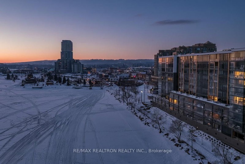 814 - 185 Dunlop St E, Barrie, L4M 1A6 | Image 3