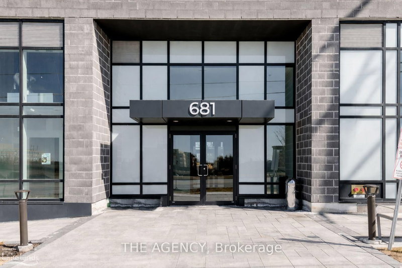 327 - 681 Yonge Street